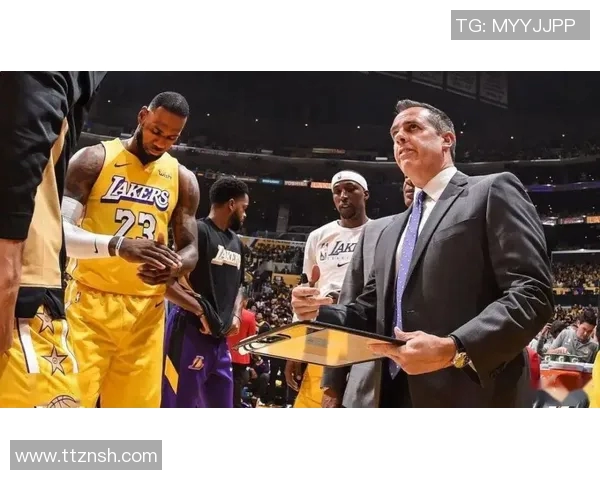 全球足球排名最新动态解析及各国球队表现评估 全球足球排名最新动态解析及各国球队表现评估